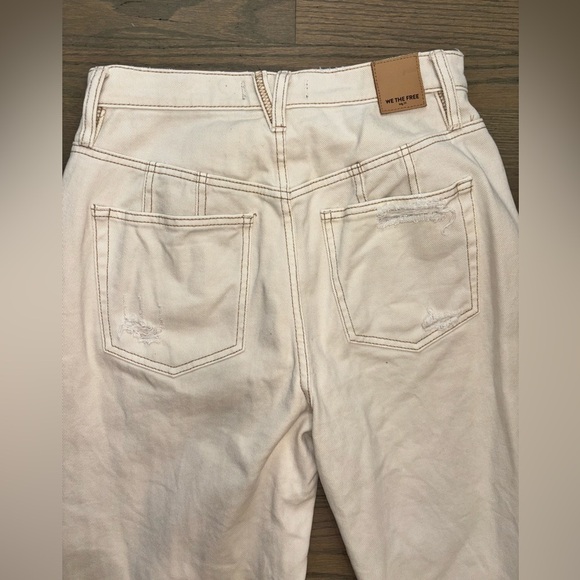 We The Free Ivory Cream High Waisted Distressed Jeans Womens size 29 Free People - Picture 10 of 14